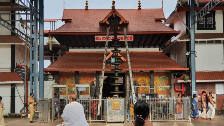 Guruvayoor Trip and Nirmalya Darshan Experience